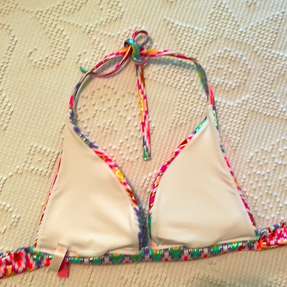 Victoria Secret Swim Top NWOT - Picture 2 of 6